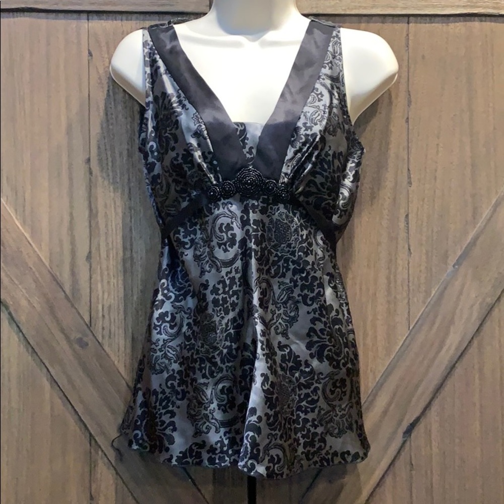 beautiful WHBM sleeveless silk blouse, XS